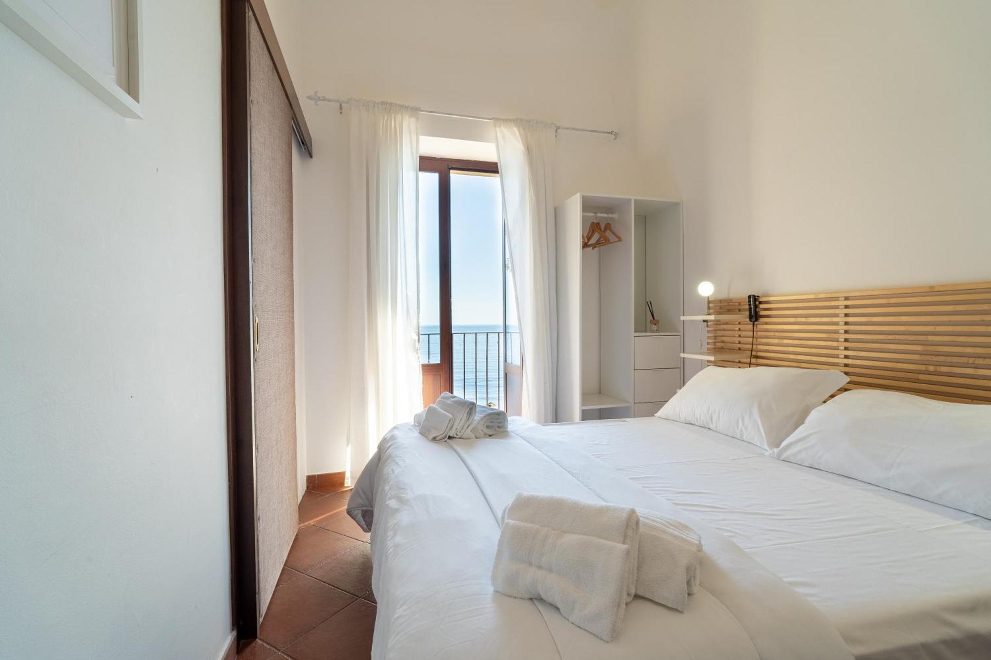 Casa Scala Hotel Acireale Buitenkant foto